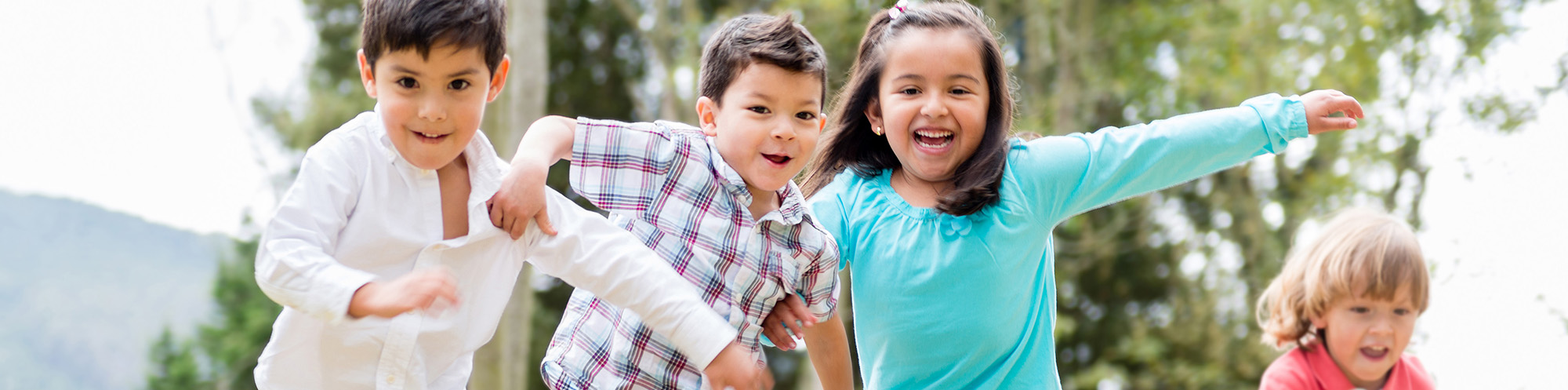 Young children racing